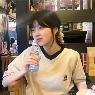 明天，我会成为谁的女友